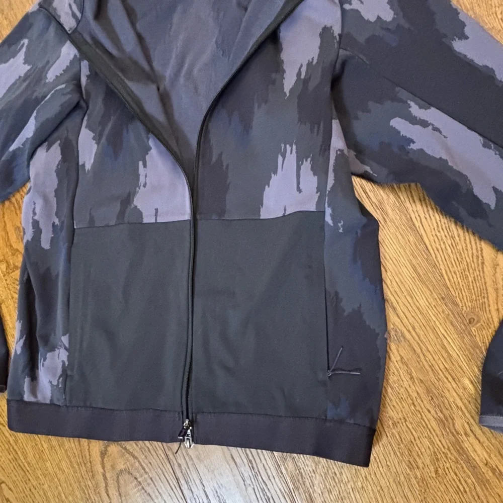 Lululemon Take The Moment Hoodie lululemon x Robert Geller - Picture 10 of 14